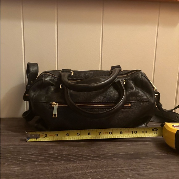 Black Shoulder Bag with Silver Hardware and Structured Design - Picture 2 of 6